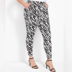 Lane Bryant Black White Zebra Animal Striped Print Pull On Pants Size 18/20 NWT